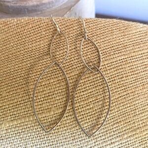 Silpada W3491 Interlocking Earrings